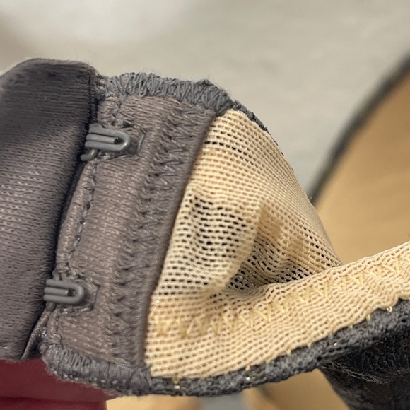 Aerie Scarlet Gray Nude Front or Back Closure Push Up Bra Removable Pads 34D - Picture 5 of 9